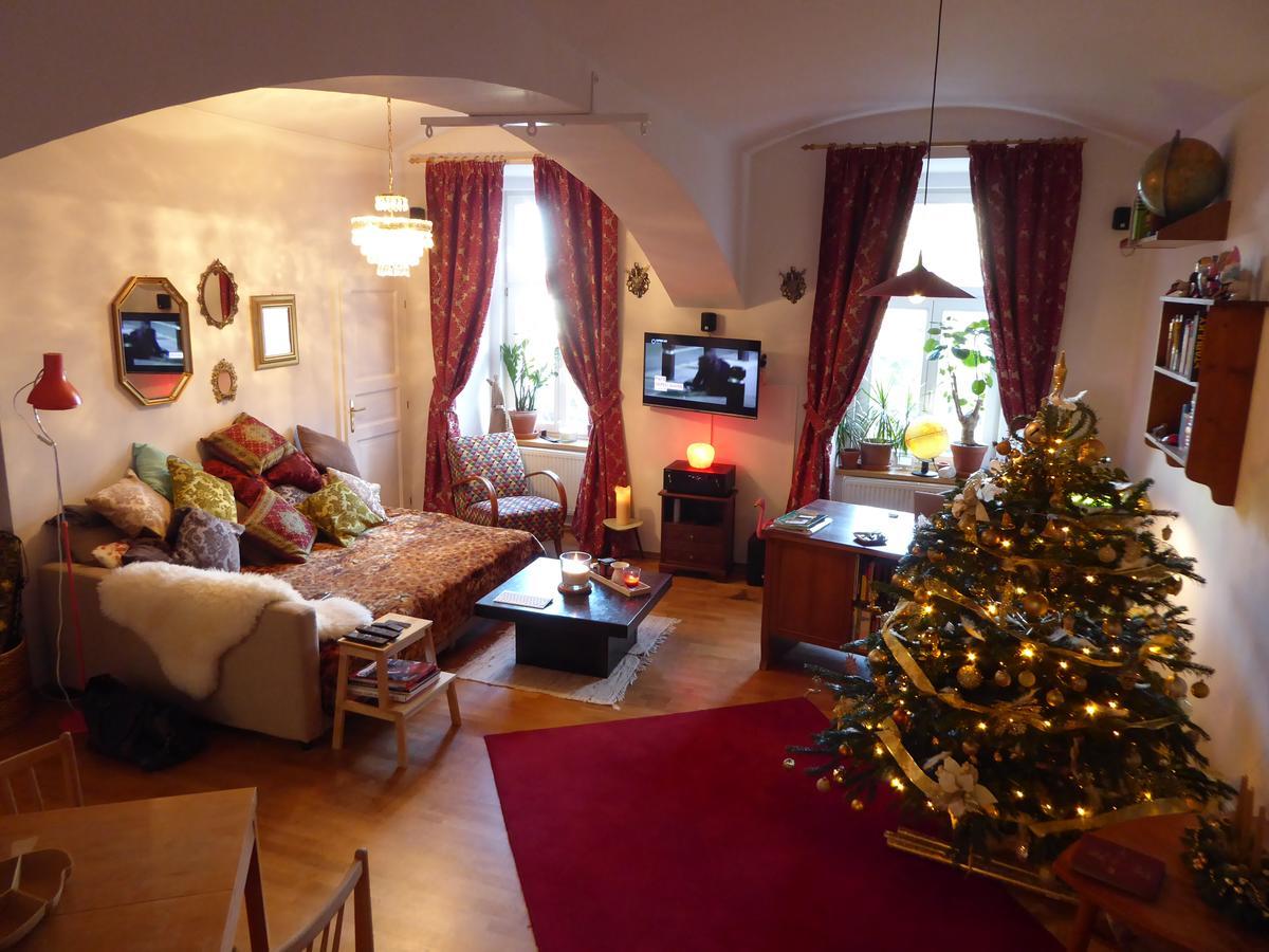 Victoria Design Stays - Apartment Rehorova Praag Buitenkant foto