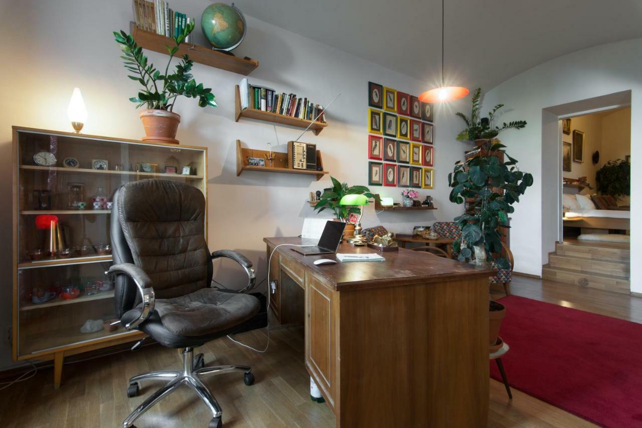 Victoria Design Stays - Apartment Rehorova Praag Buitenkant foto