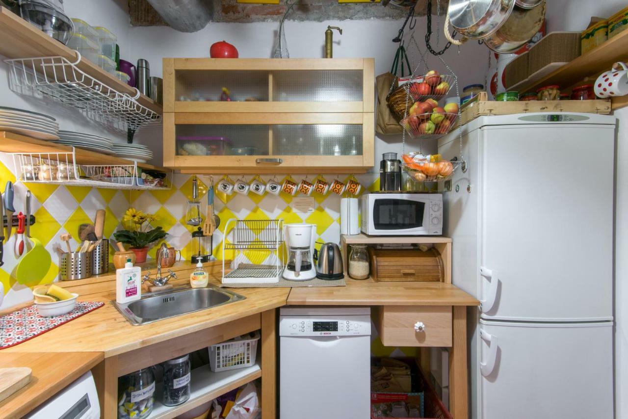 Victoria Design Stays - Apartment Rehorova Praag Buitenkant foto