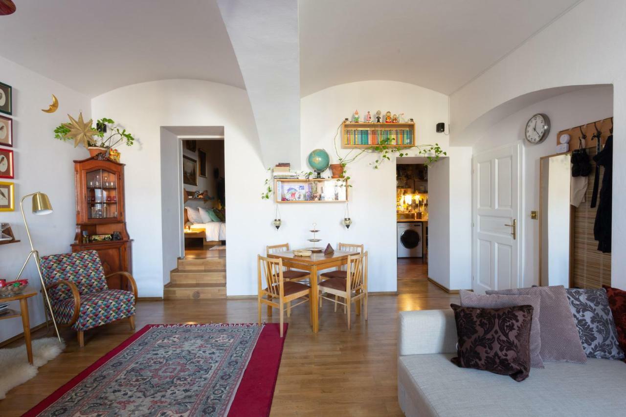 Victoria Design Stays - Apartment Rehorova Praag Buitenkant foto
